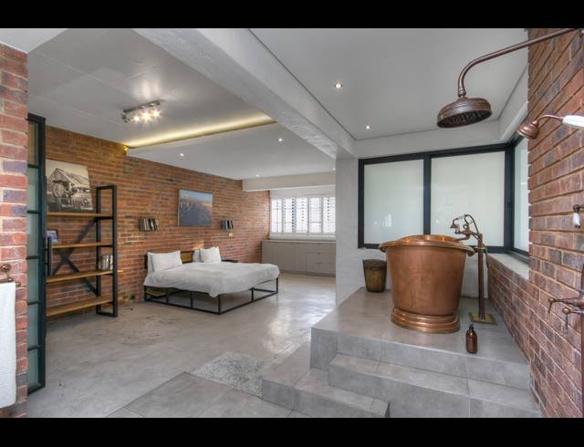 2 BEDROOM APARTMENT FOR SALE IN MABONENG